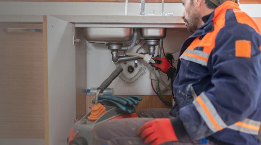 Professional slab leak plumber services in Rougon, LA